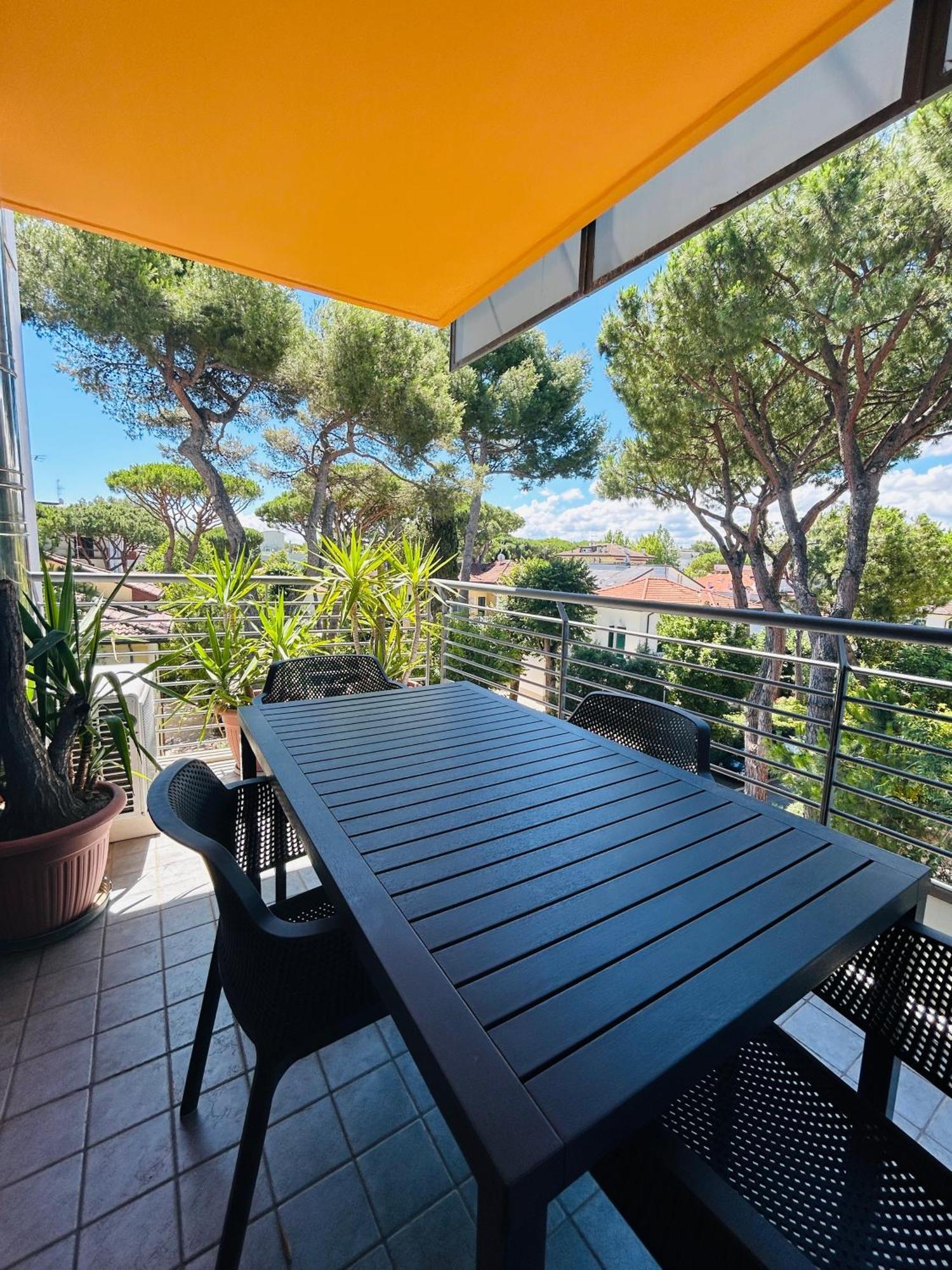 Damiano Chiesa Flexrent - Abissinia Lägenhet Riccione Exteriör bild